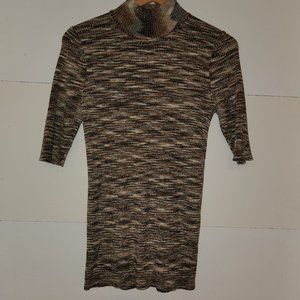 Short sleeve sweater